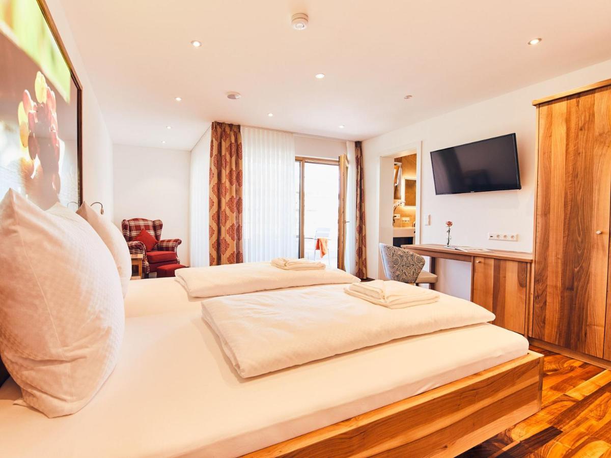 Hotel Hornstein - Weingut, Vinothek & Gastronomie *